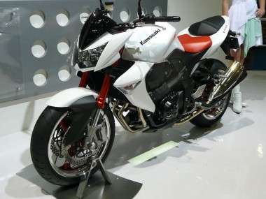 Buy 2003-2006 Kawasaki Z1000 Motorcycle Fairings - Pearl White Canada
