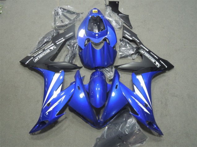 Buy 2004-2005 Blue White Honda CBR1000RR Motorbike Fairing Canada Buy 2004-2005 Blue White Honda CBR1000RR Motorbike Fairing Canada