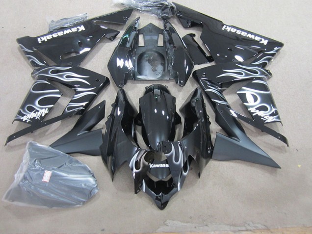 Buy 2003-2005 Black with White Flame Kawasaki ZX10R Motorcycle Fairing Canada Buy 2003-2005 Black with White Flame Kawasaki ZX10R Motorcycle Fairing Canada
