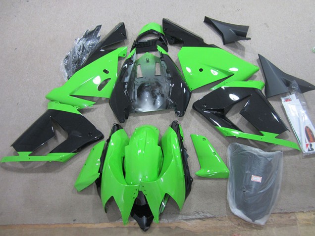 Buy 2003-2005 Black Green Kawasaki ZX10R Moto Fairings Canada Buy 2003-2005 Black Green Kawasaki ZX10R Moto Fairings Canada